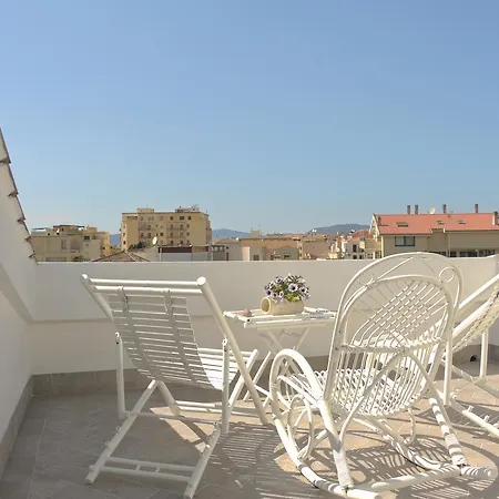Holiday Apartman